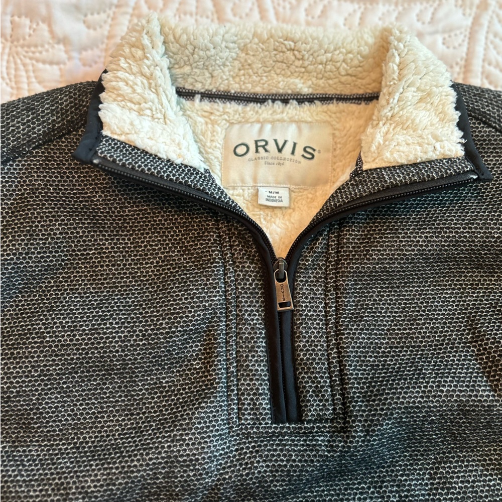 Orvis Gray and Cream Men's Sweater